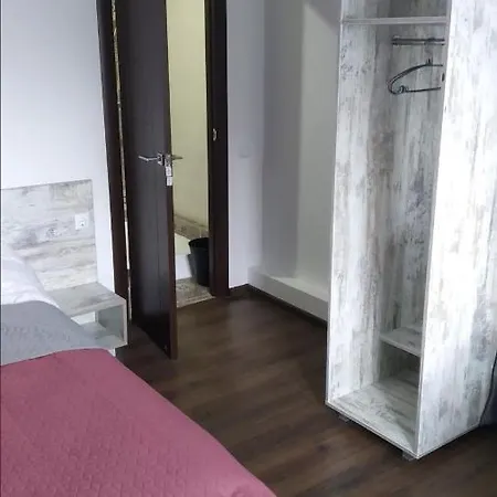 Вілла Наварія, Східниця Hotell