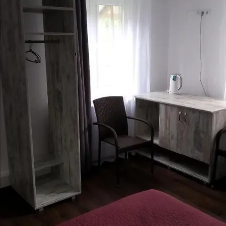 Hotell Вілла Наварія, Східниця Skhidnytsia
